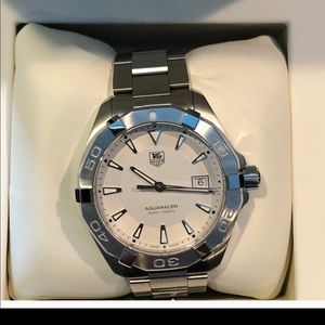 TAGHeuer Aquaracer Men’s watch